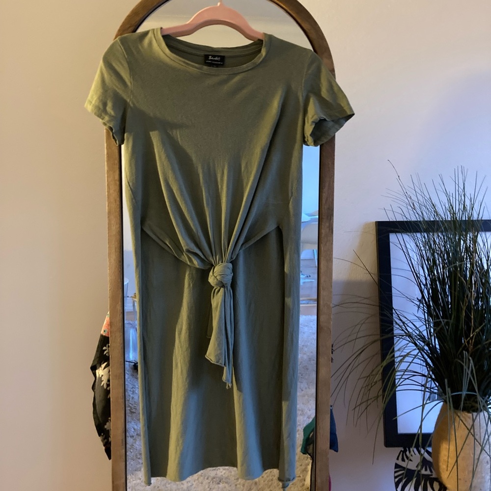 Green Front Tie T Shirt